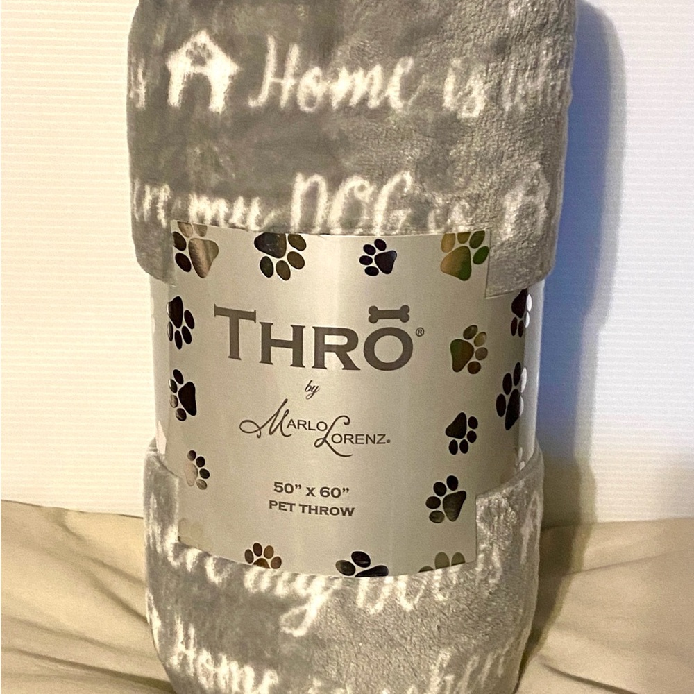 Thro by Marlo Lorenz Gray Pet Throw